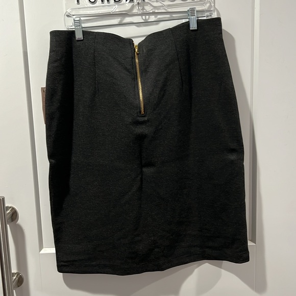 Philosophy pencil skirt - Picture 6 of 6